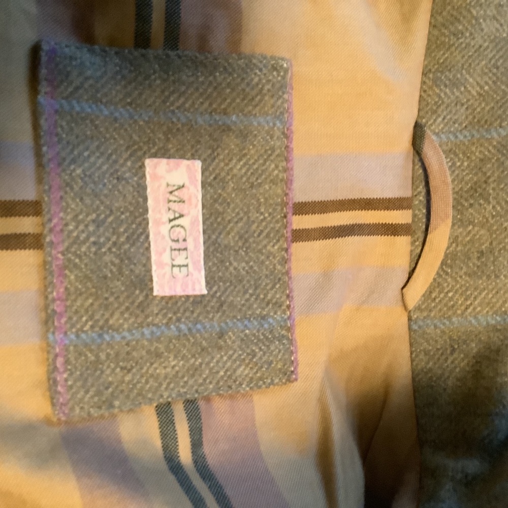 Vest - Picture 4 of 4